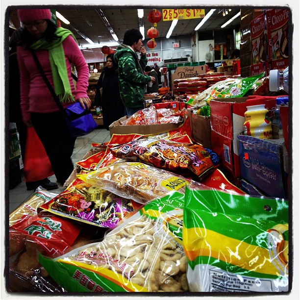 This image has an empty alt attribute; its file name is preview