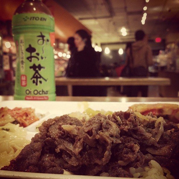 This image has an empty alt attribute; its file name is preview