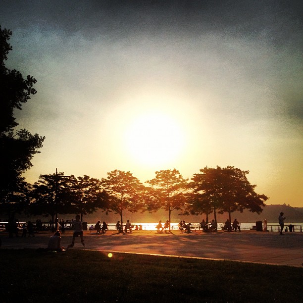 This image has an empty alt attribute; its file name is preview