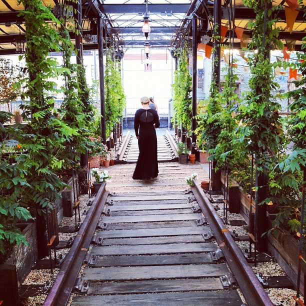 This image has an empty alt attribute; its file name is preview