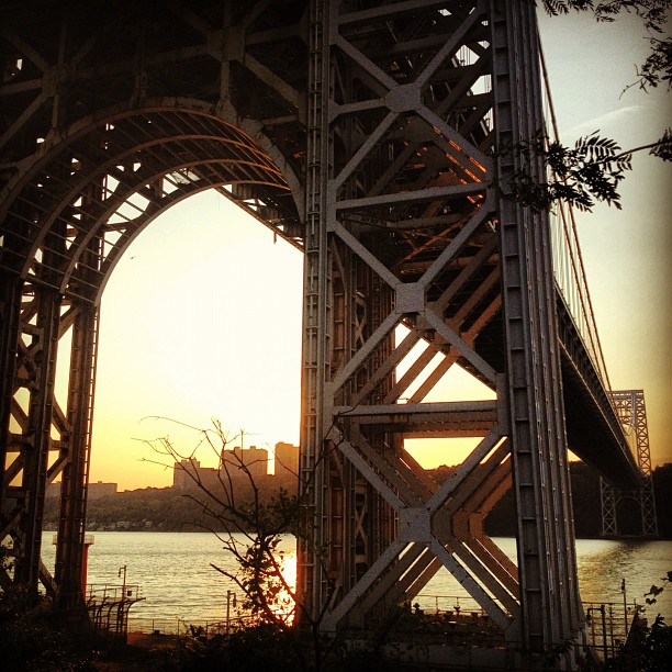 This image has an empty alt attribute; its file name is preview