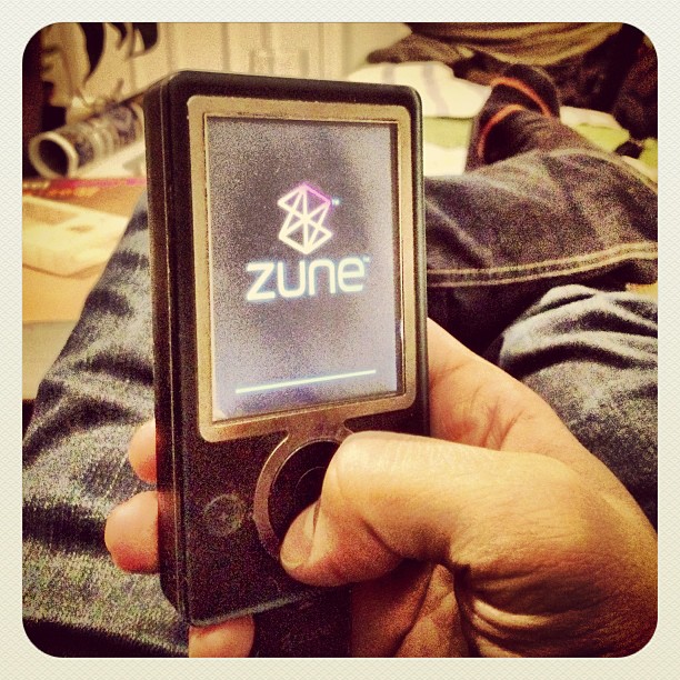 This image has an empty alt attribute; its file name is preview