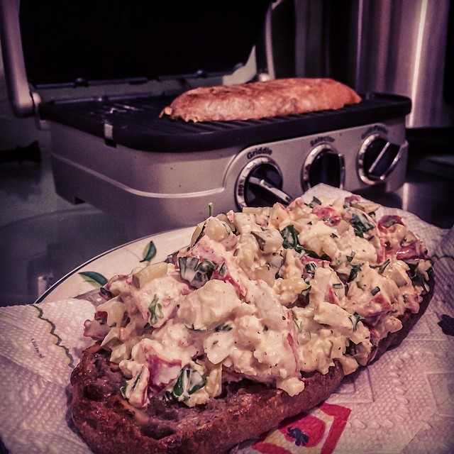 This image has an empty alt attribute; its file name is preview