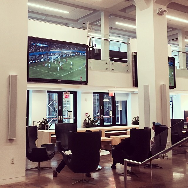 This image has an empty alt attribute; its file name is preview