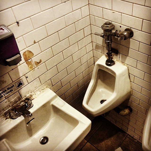 This image has an empty alt attribute; its file name is preview