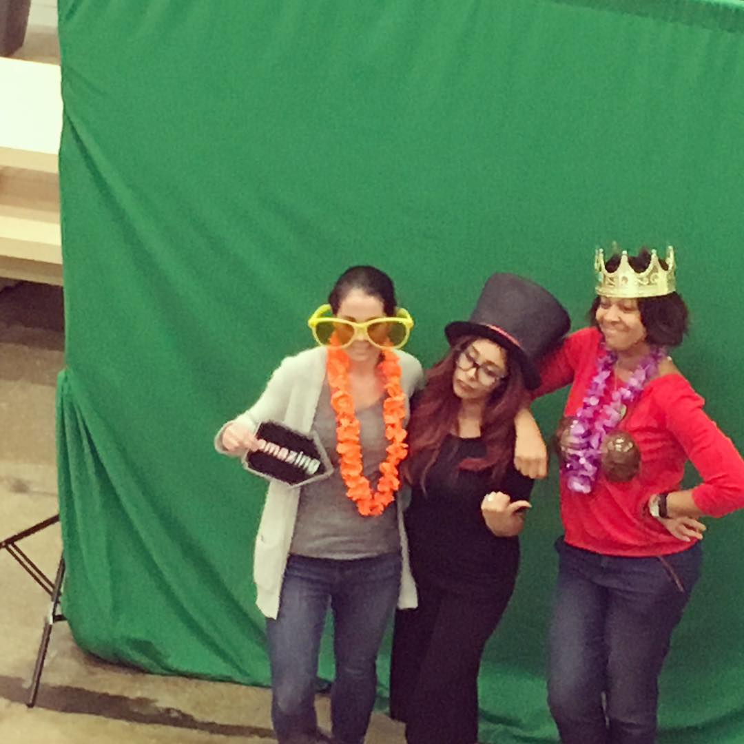 This image has an empty alt attribute; its file name is preview