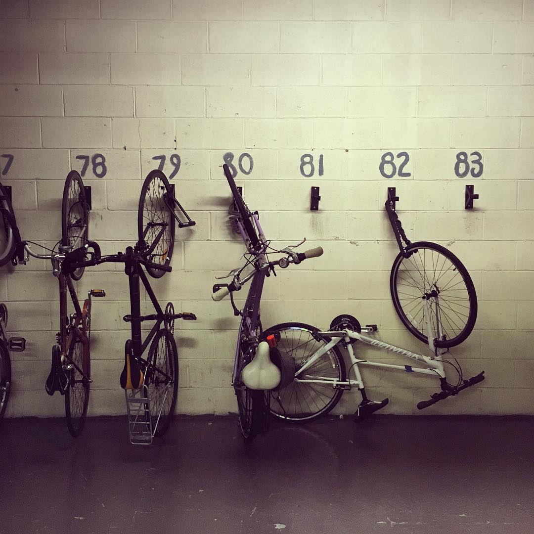 This image has an empty alt attribute; its file name is preview