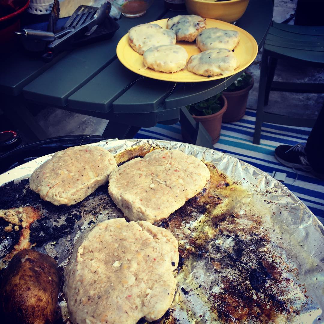 This image has an empty alt attribute; its file name is preview