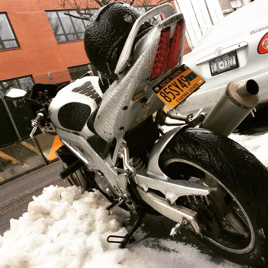 This image has an empty alt attribute; its file name is preview