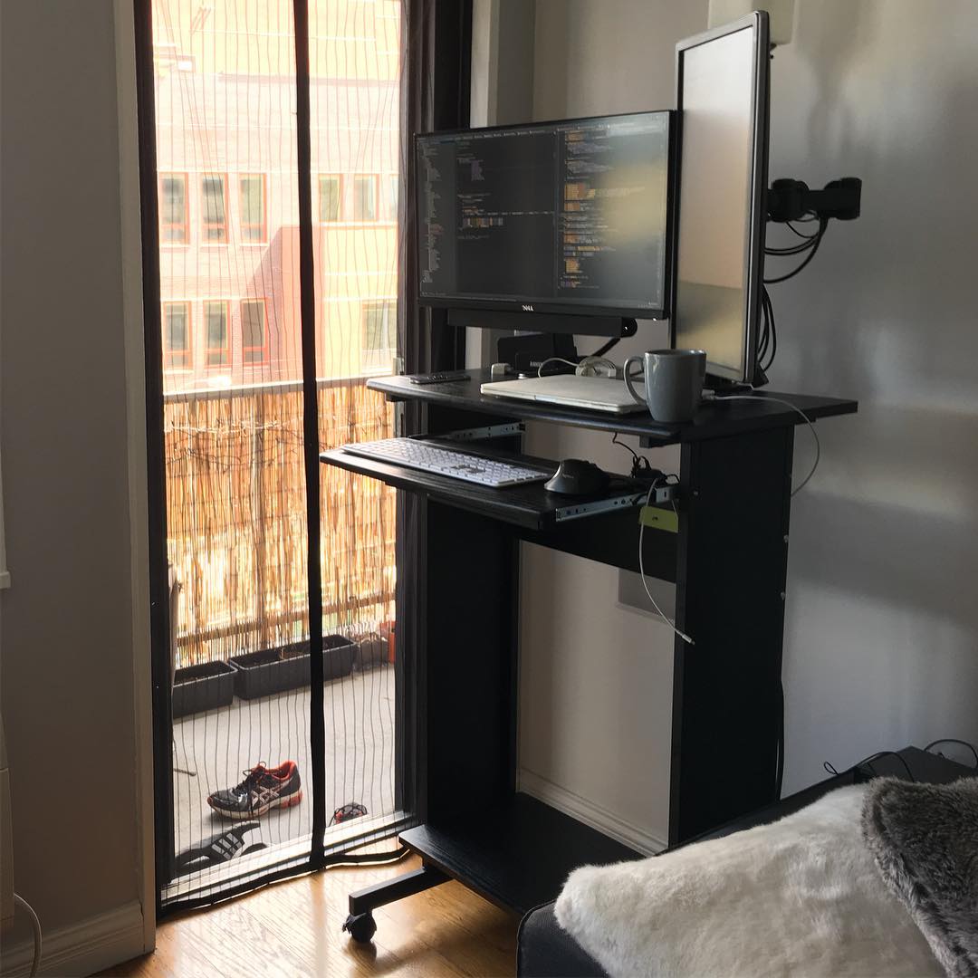 This image has an empty alt attribute; its file name is preview