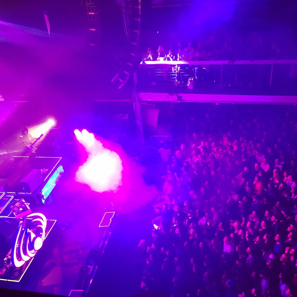 This image has an empty alt attribute; its file name is preview