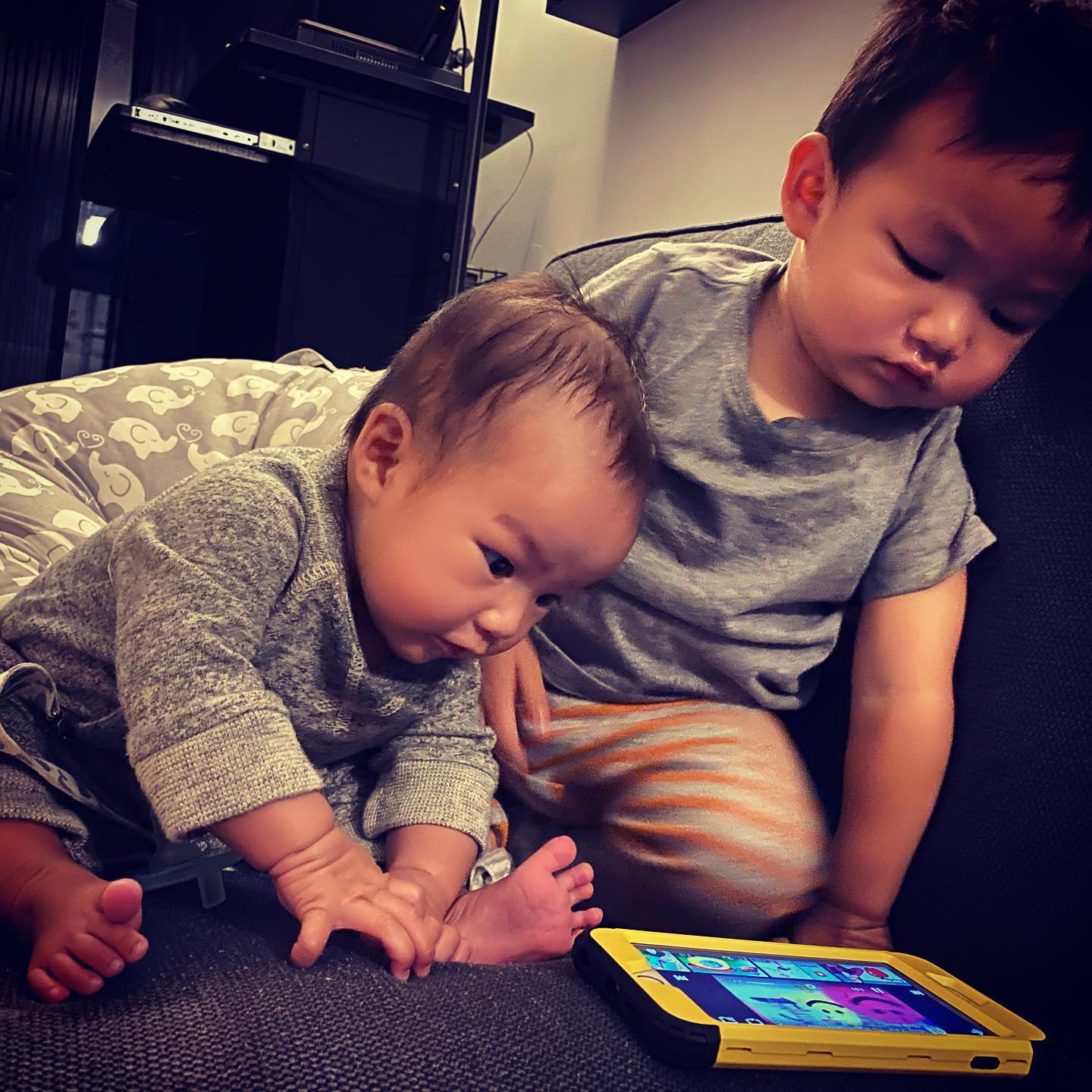 This image has an empty alt attribute; its file name is preview