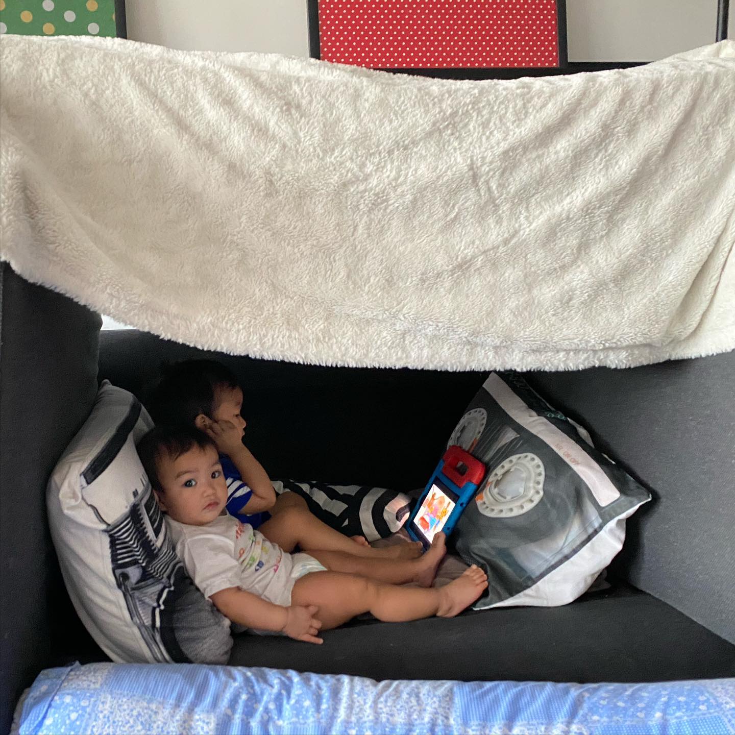 This image has an empty alt attribute; its file name is preview