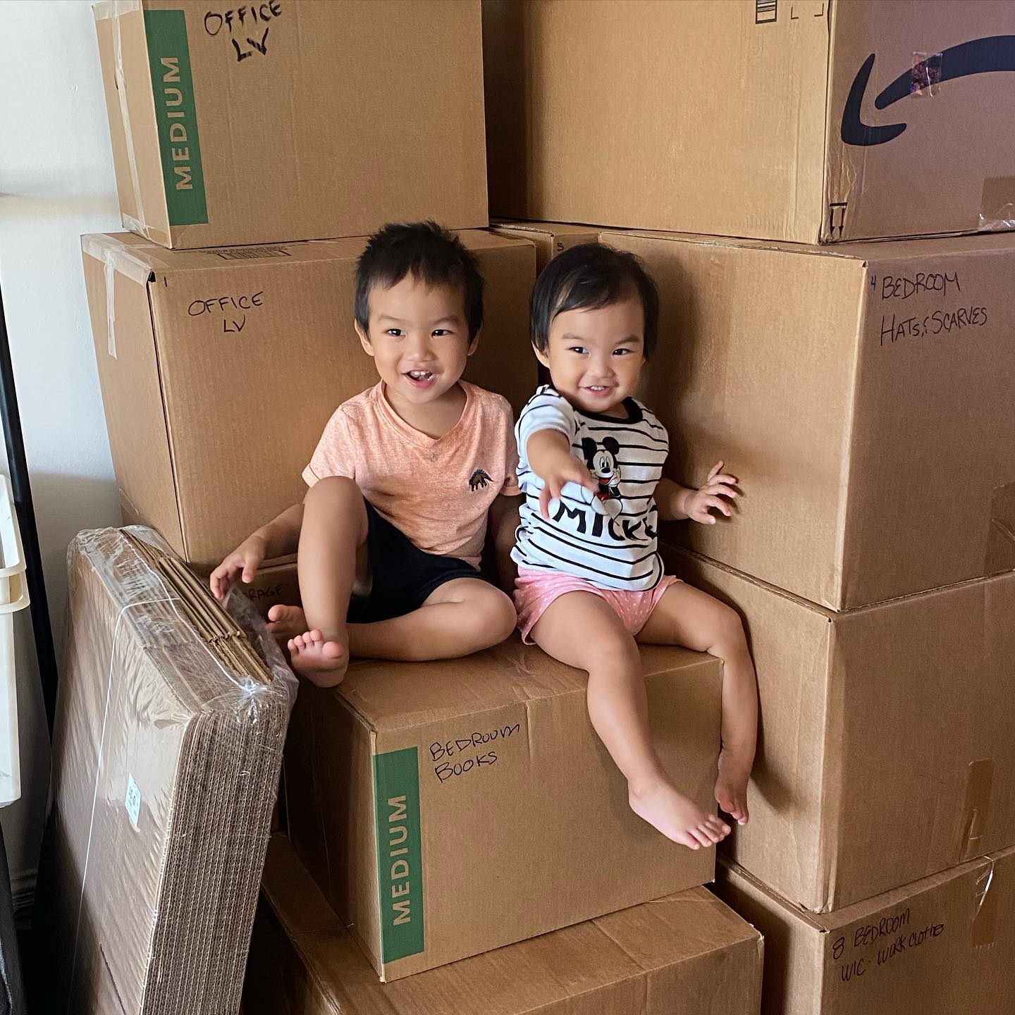 This image has an empty alt attribute; its file name is preview