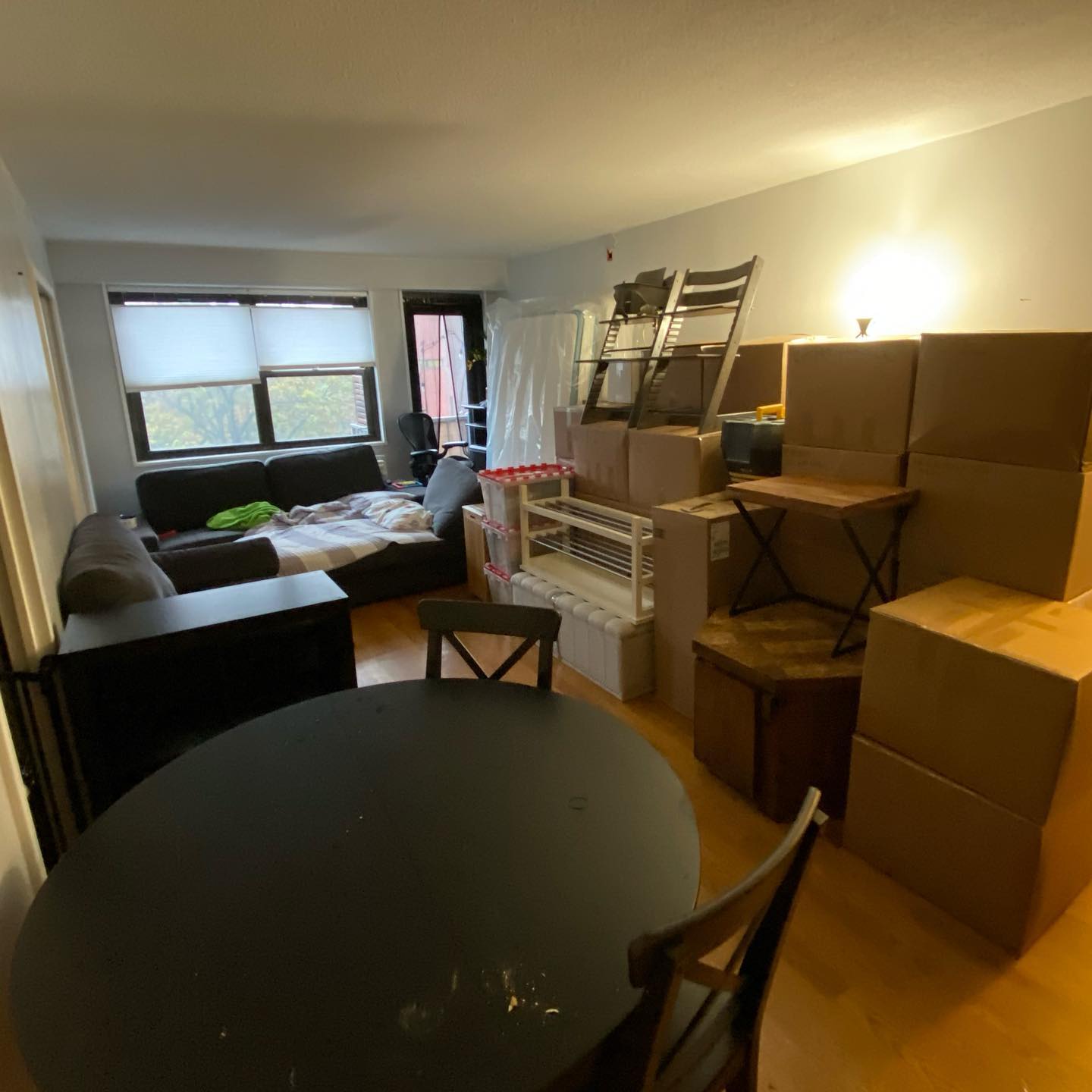 This image has an empty alt attribute; its file name is preview