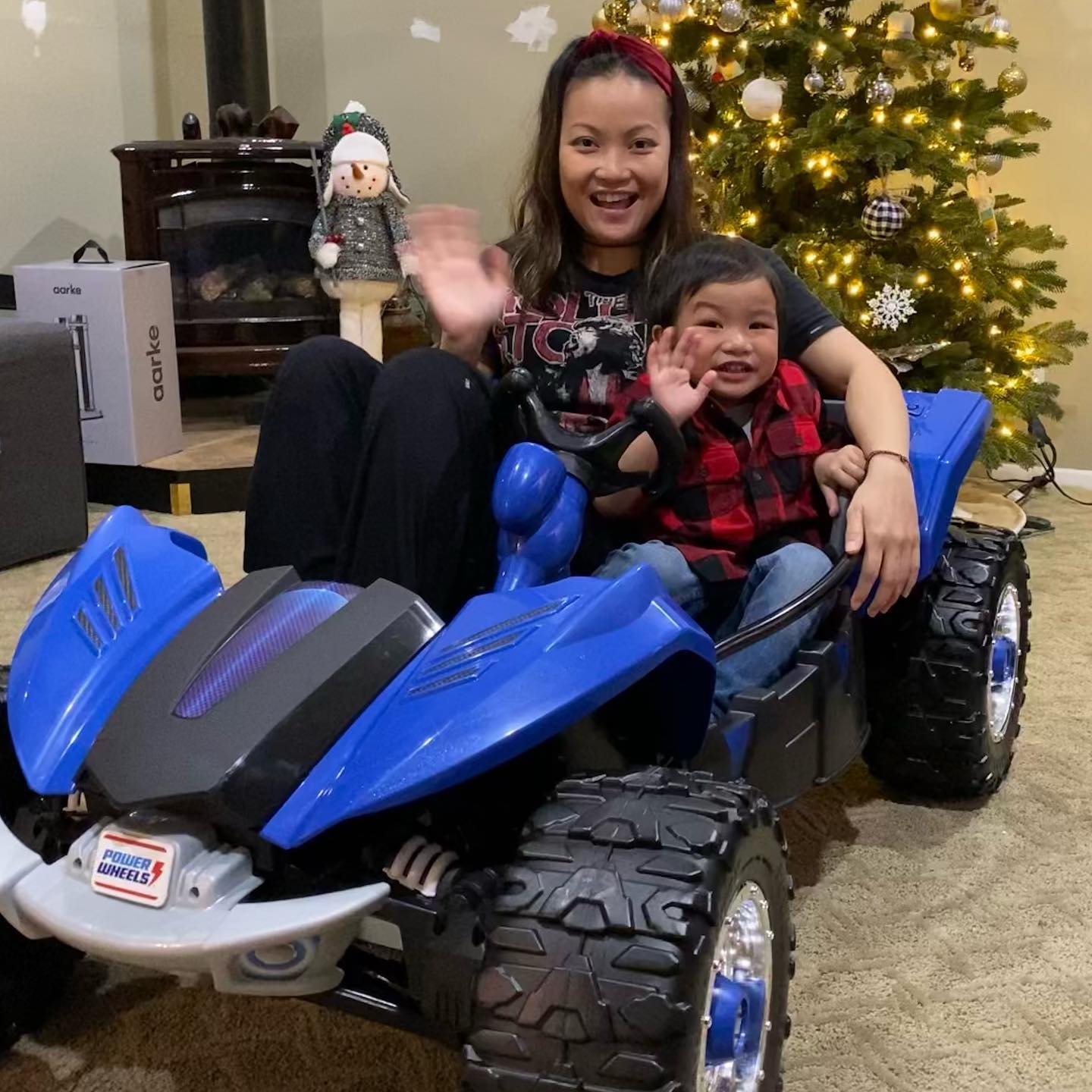 This image has an empty alt attribute; its file name is preview