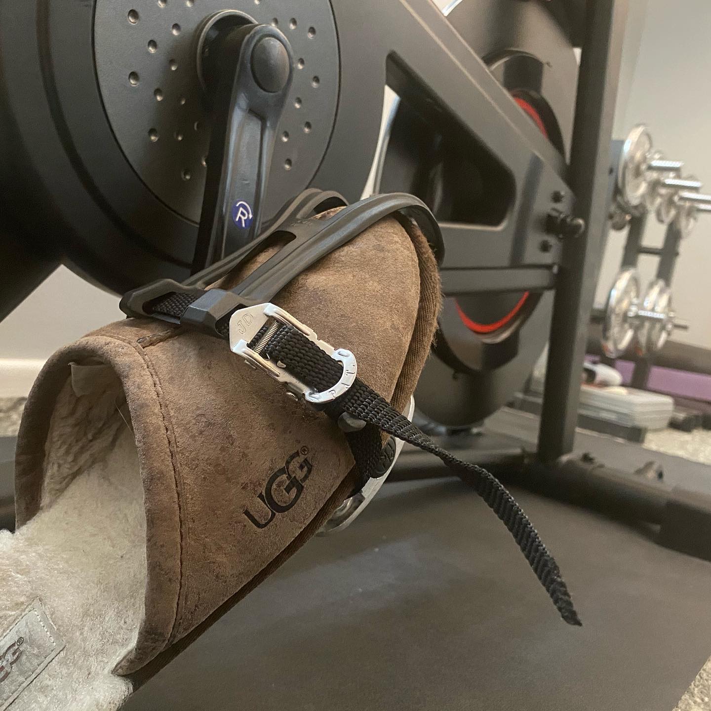 This image has an empty alt attribute; its file name is preview