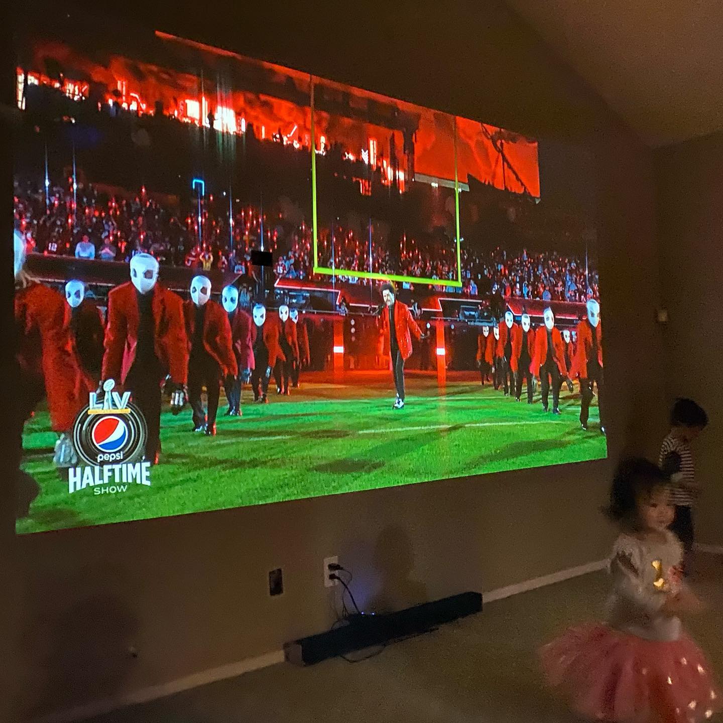 This image has an empty alt attribute; its file name is preview