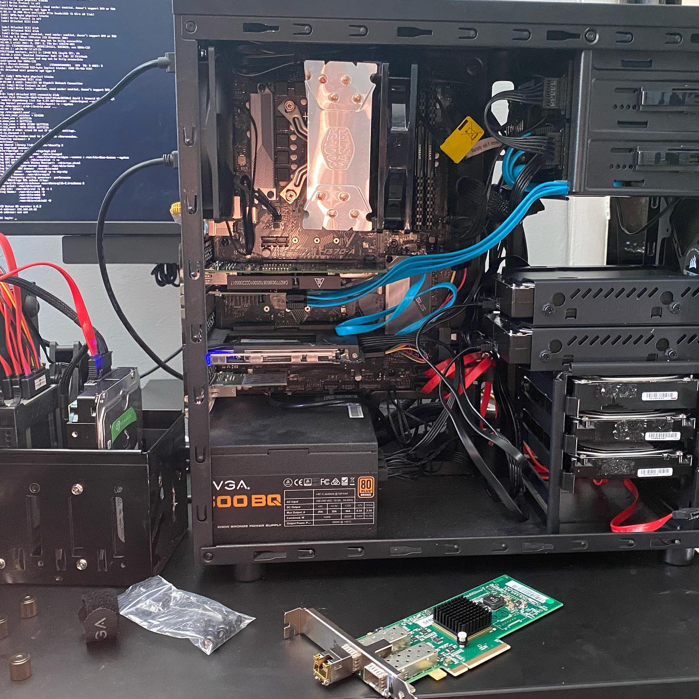 This image has an empty alt attribute; its file name is preview