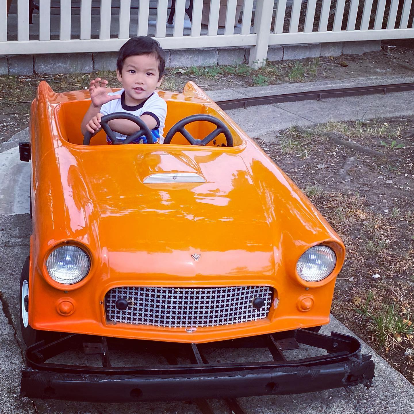 This image has an empty alt attribute; its file name is preview