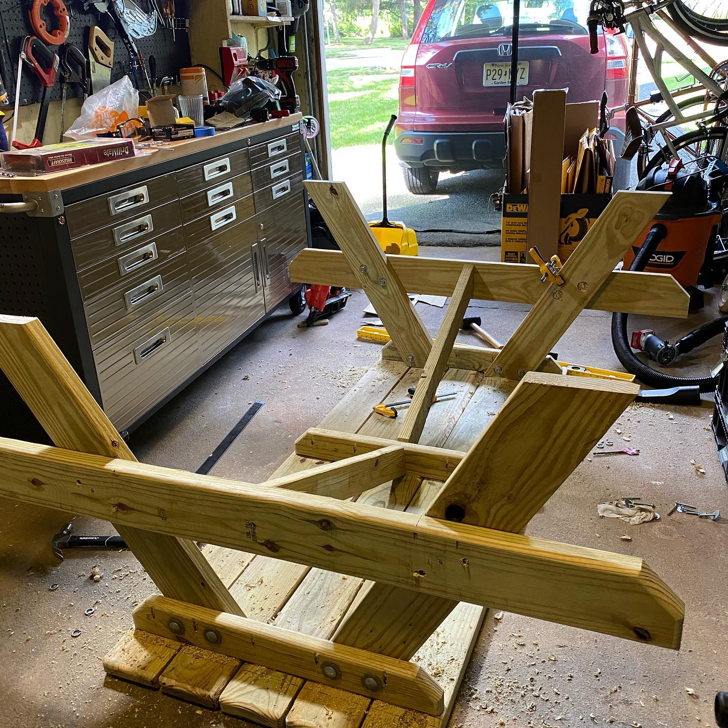 This image has an empty alt attribute; its file name is preview