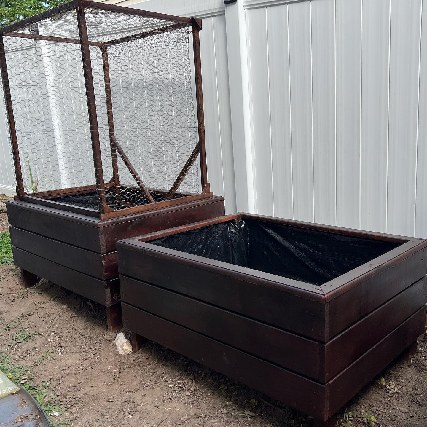 This image has an empty alt attribute; its file name is preview