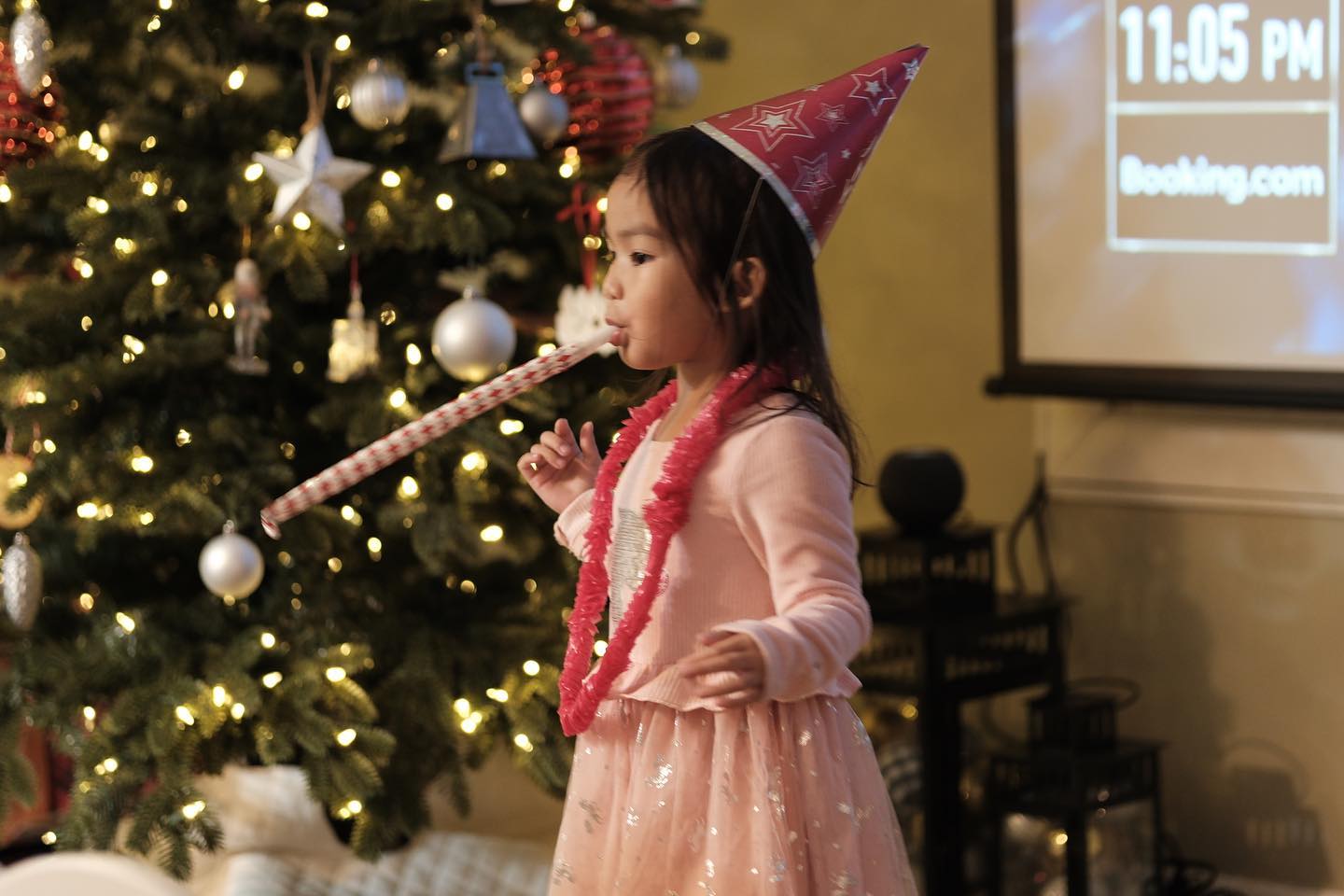 This image has an empty alt attribute; its file name is preview