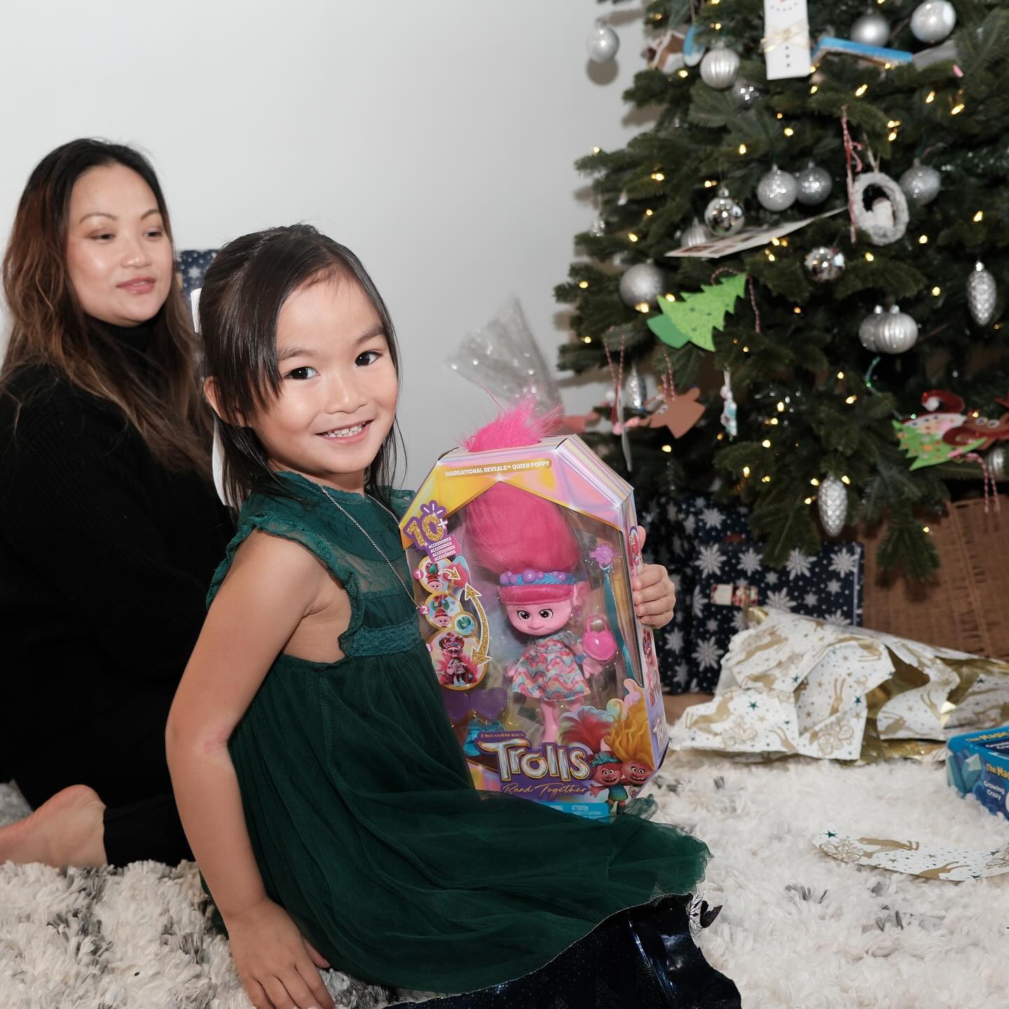 This image has an empty alt attribute; its file name is preview