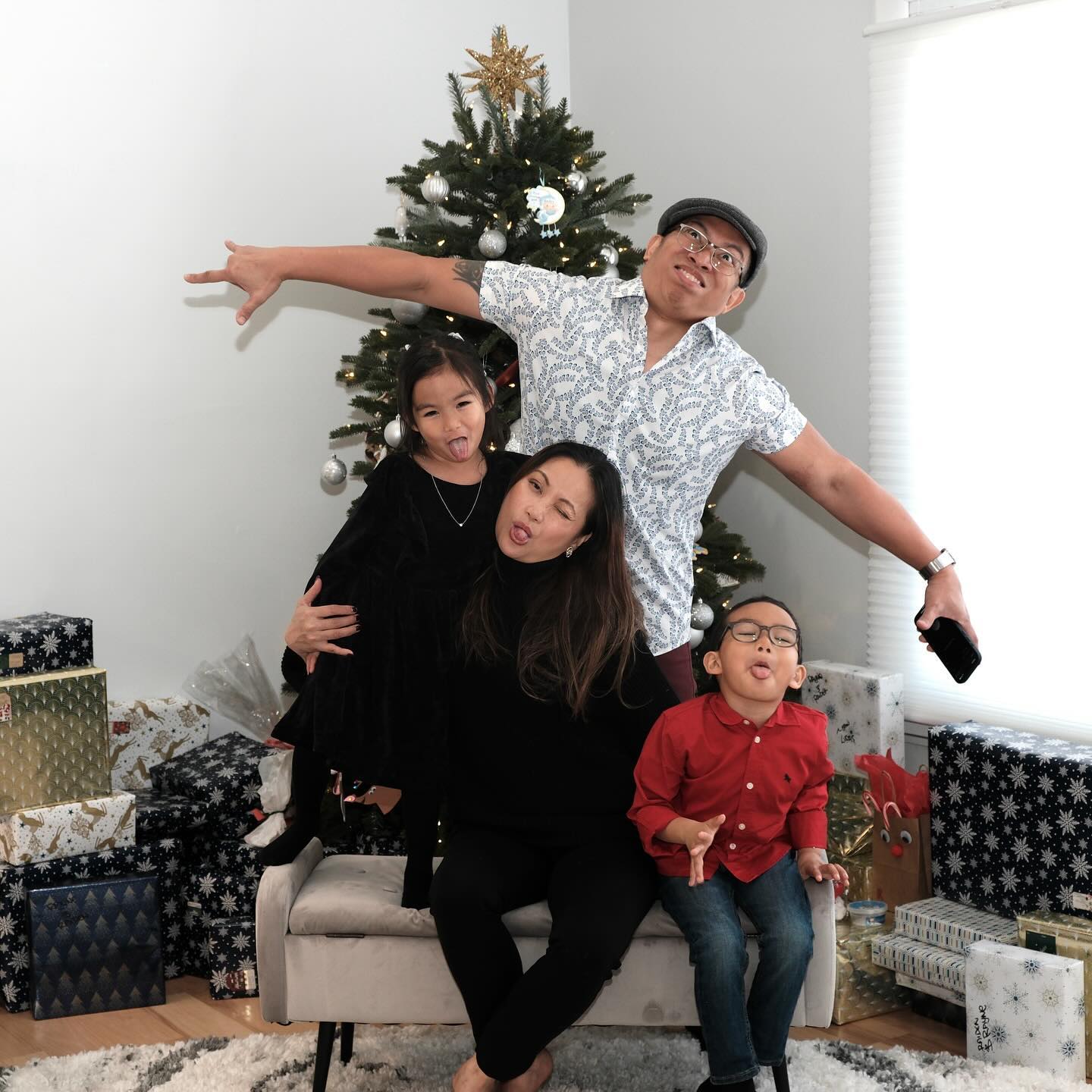 This image has an empty alt attribute; its file name is preview