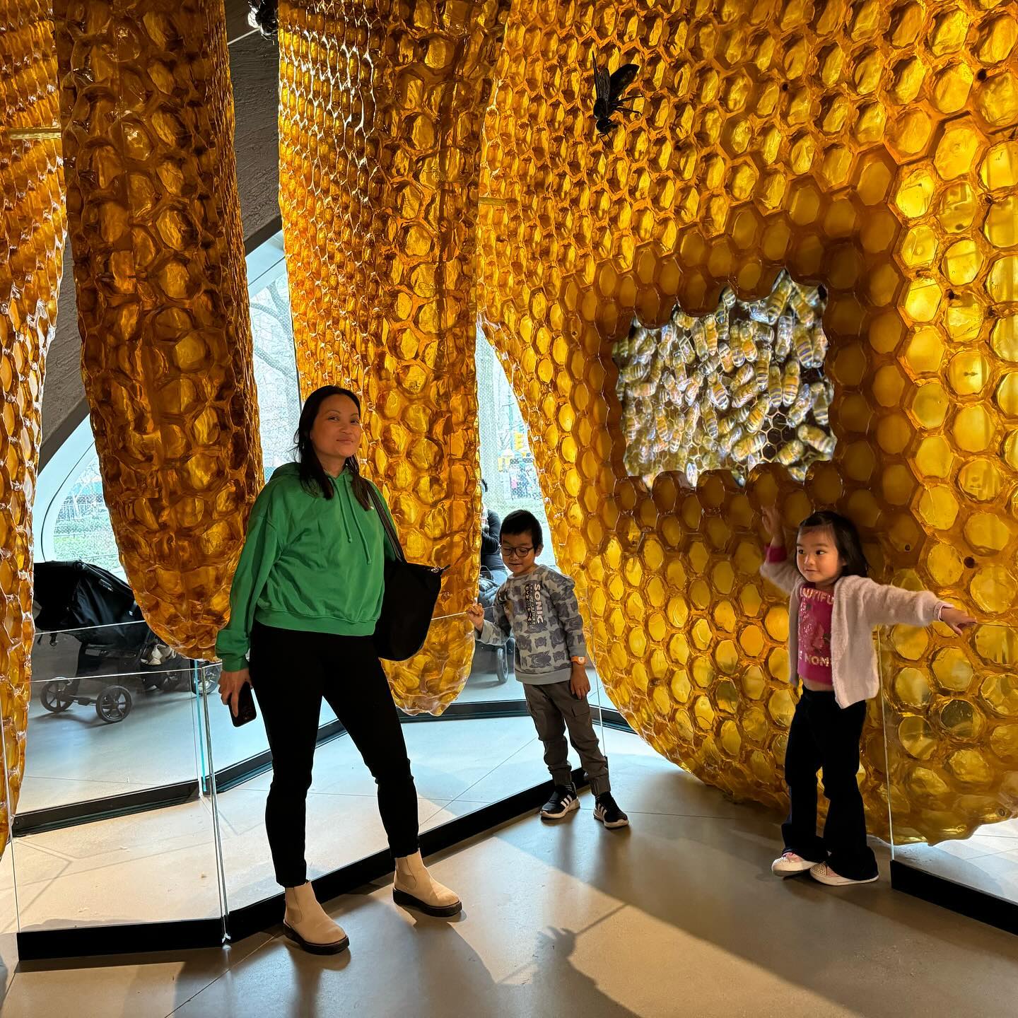 This image has an empty alt attribute; its file name is preview