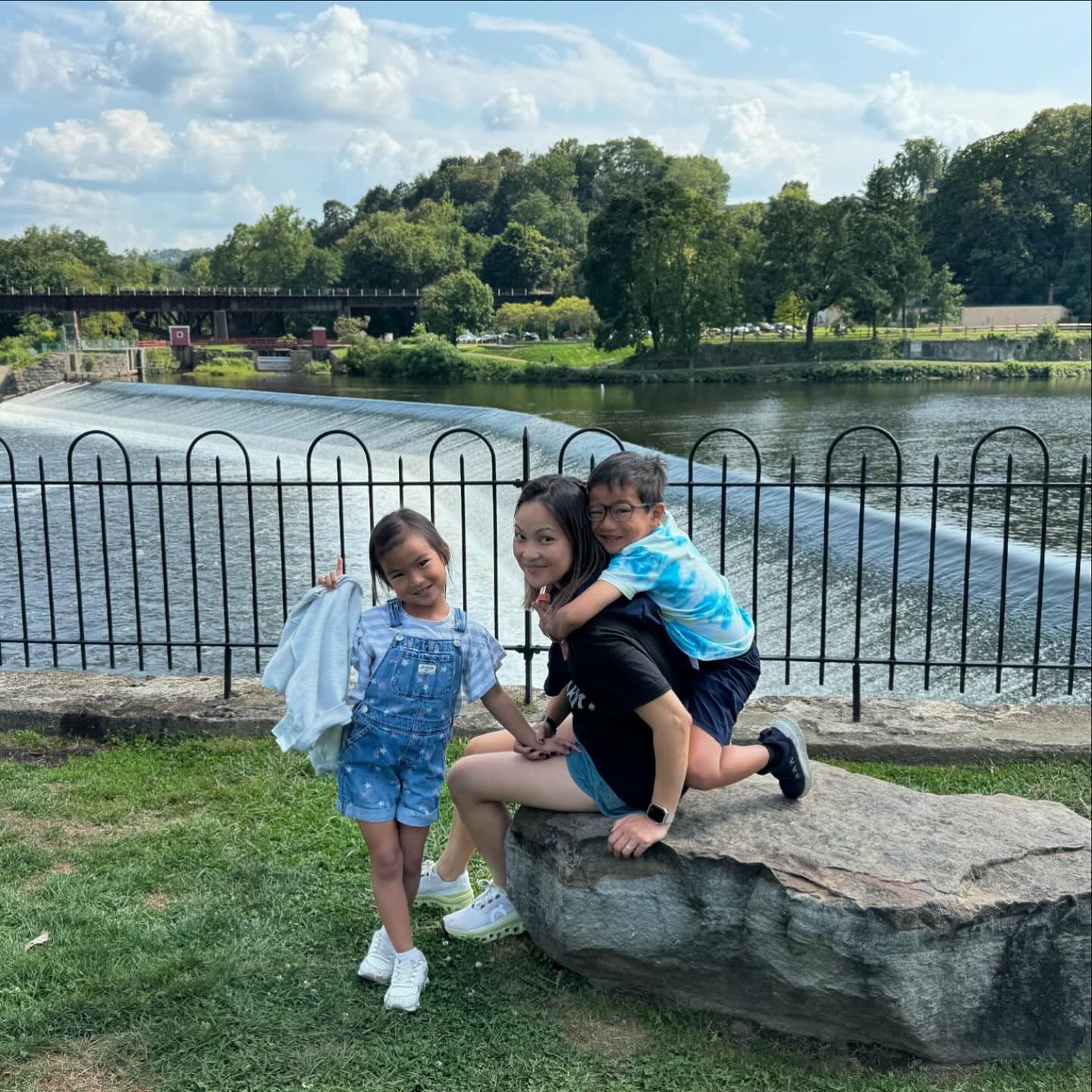 This image has an empty alt attribute; its file name is preview